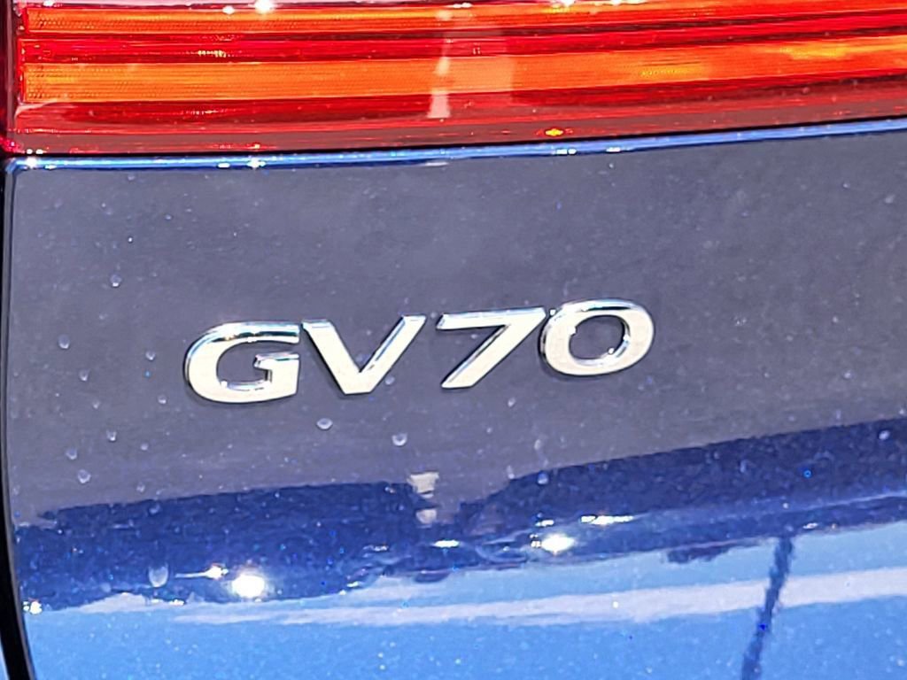 New 2026 Genesis GV70 2.5T Select AWD/4WD image 12