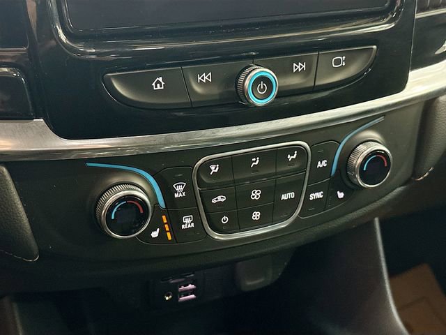 Used 2020 Chevrolet Traverse RS image 17