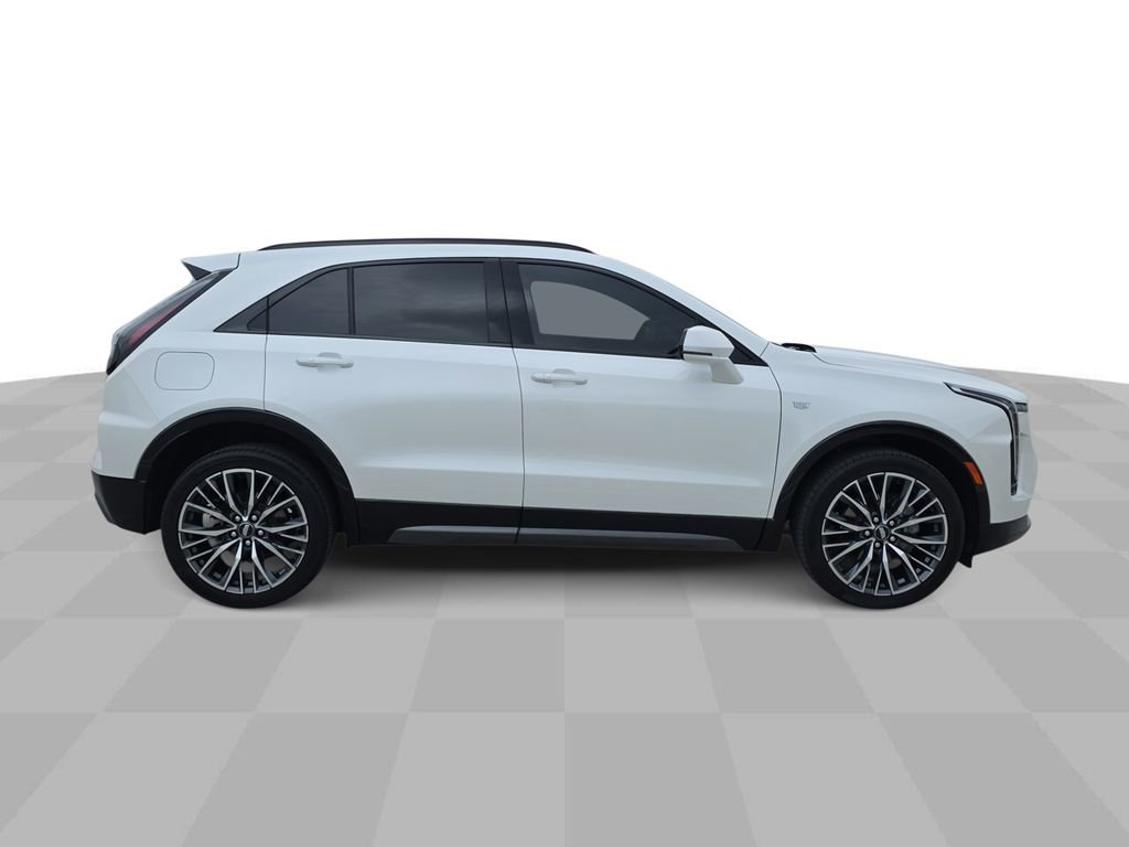 Used 2024 Cadillac XT4 Sport image 9