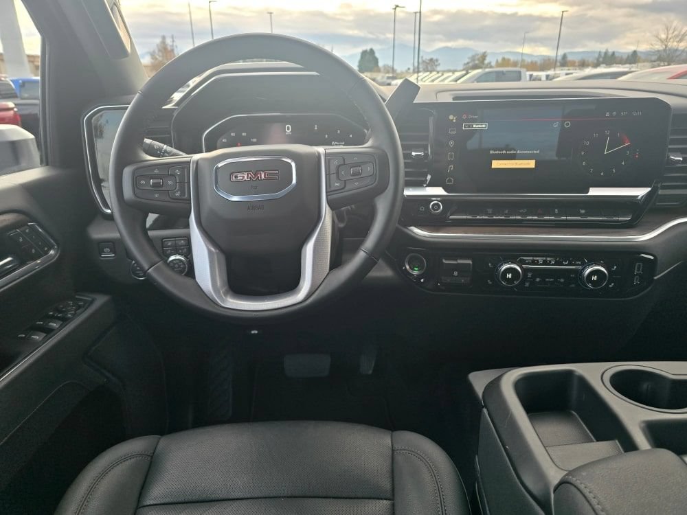 Used 2025 GMC Sierra 2500 SLT AWD/4WD image 8