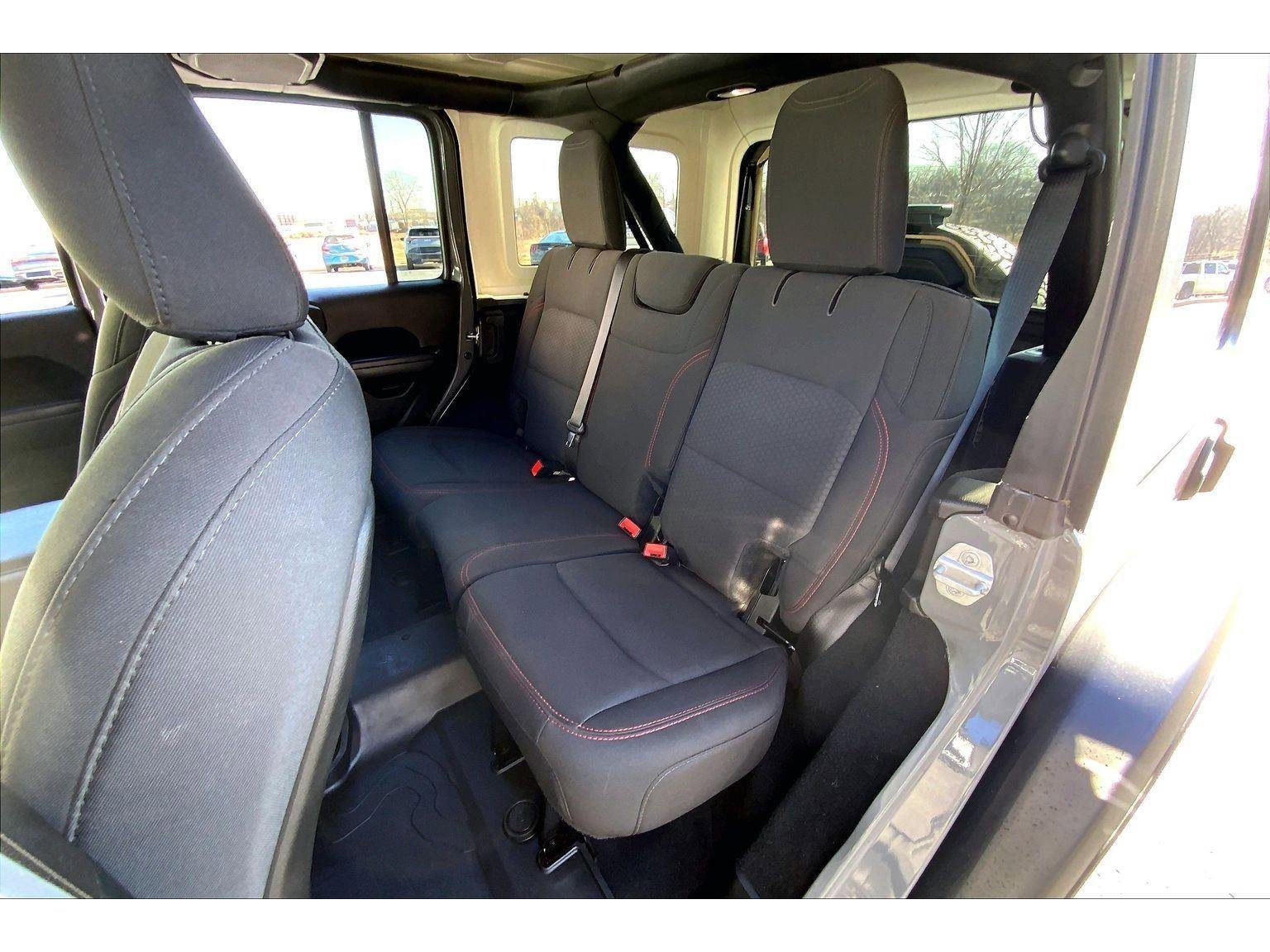 Used 2019 Jeep Wrangler Unlimited Rubicon image 22