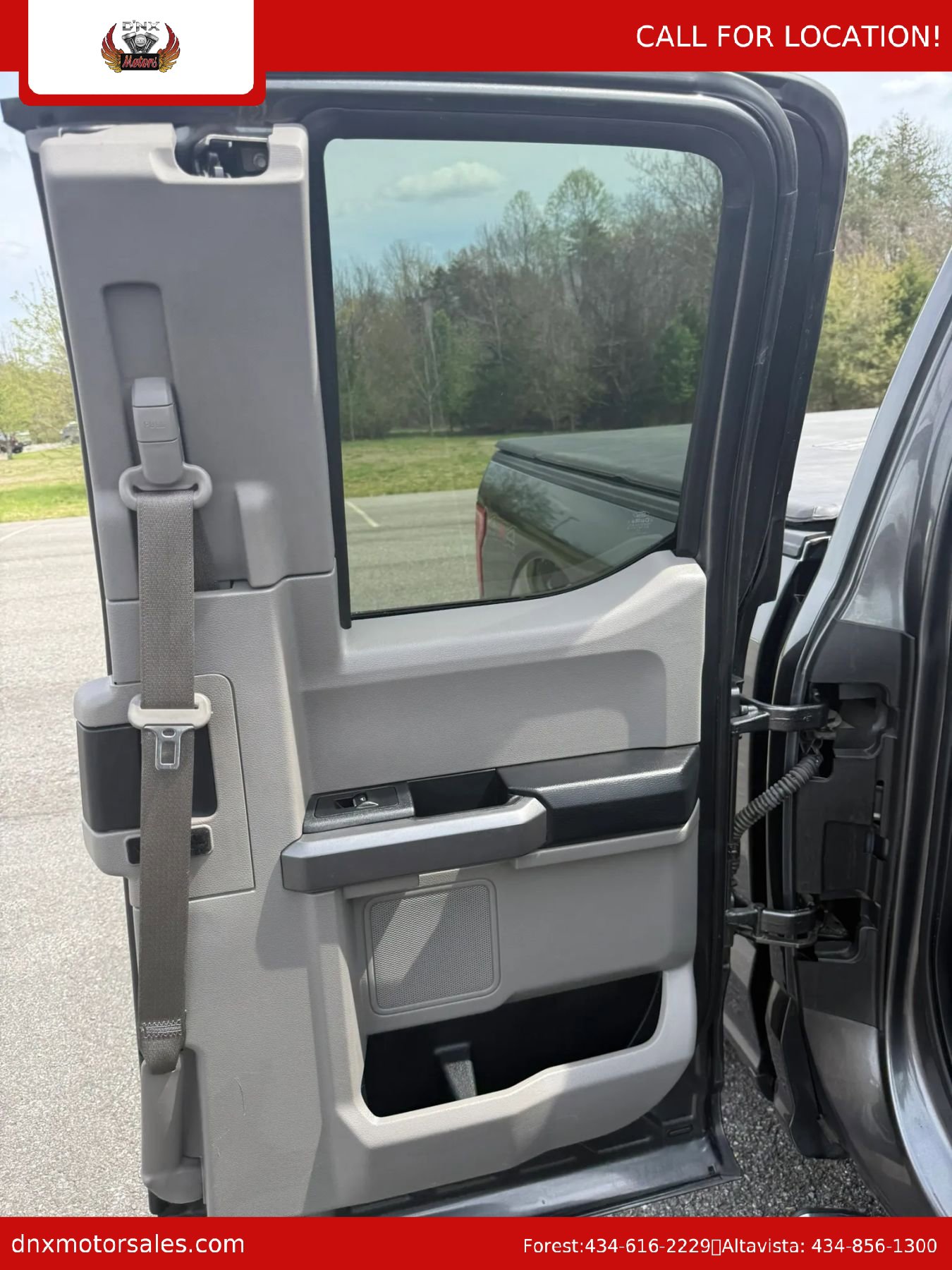 Used 2015 Ford F150 XLT w/ Equipment Group 301A Mid AWD/4WD image 31