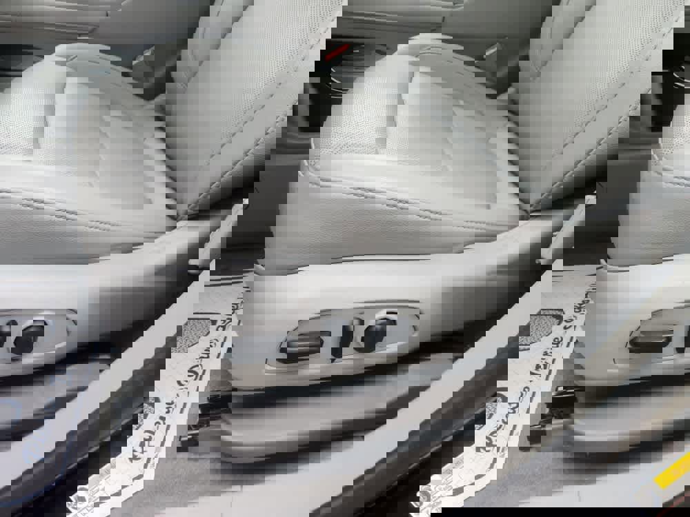 Used 2023 GMC Acadia SLT image 26