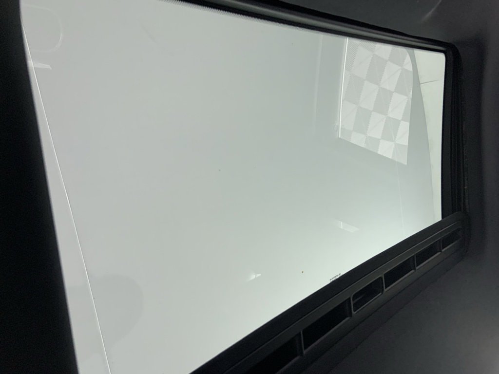 Used 2014 Porsche Cayenne w/ Basic Package image 17