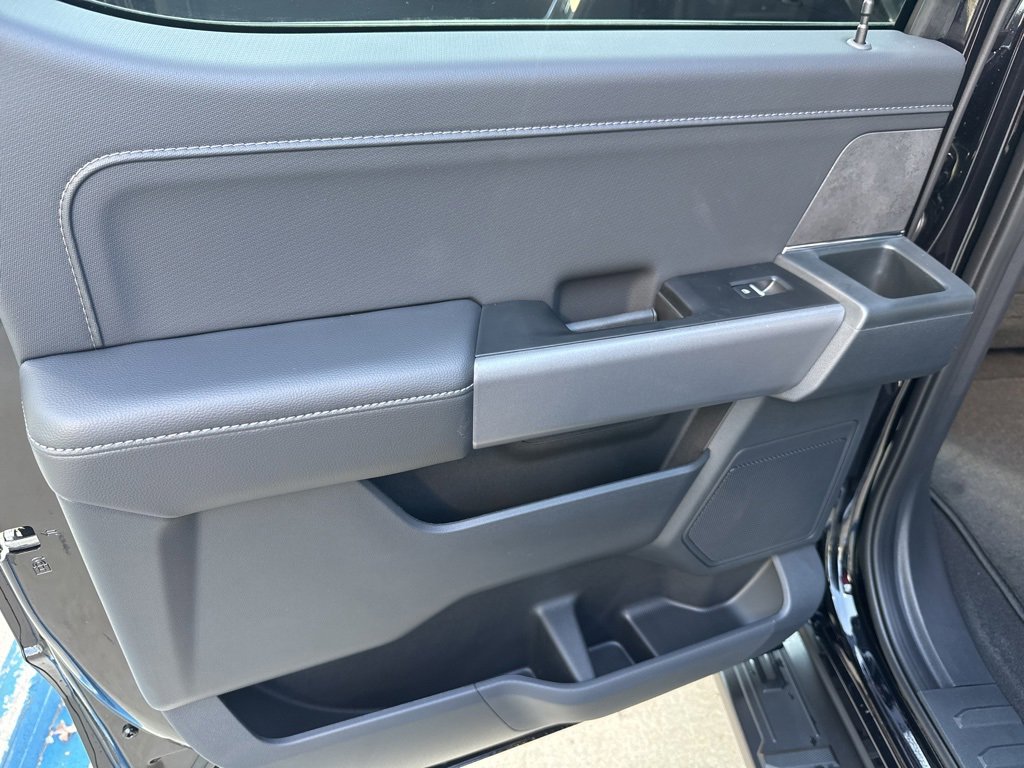 New 2025 Ford F150 XLT image 9