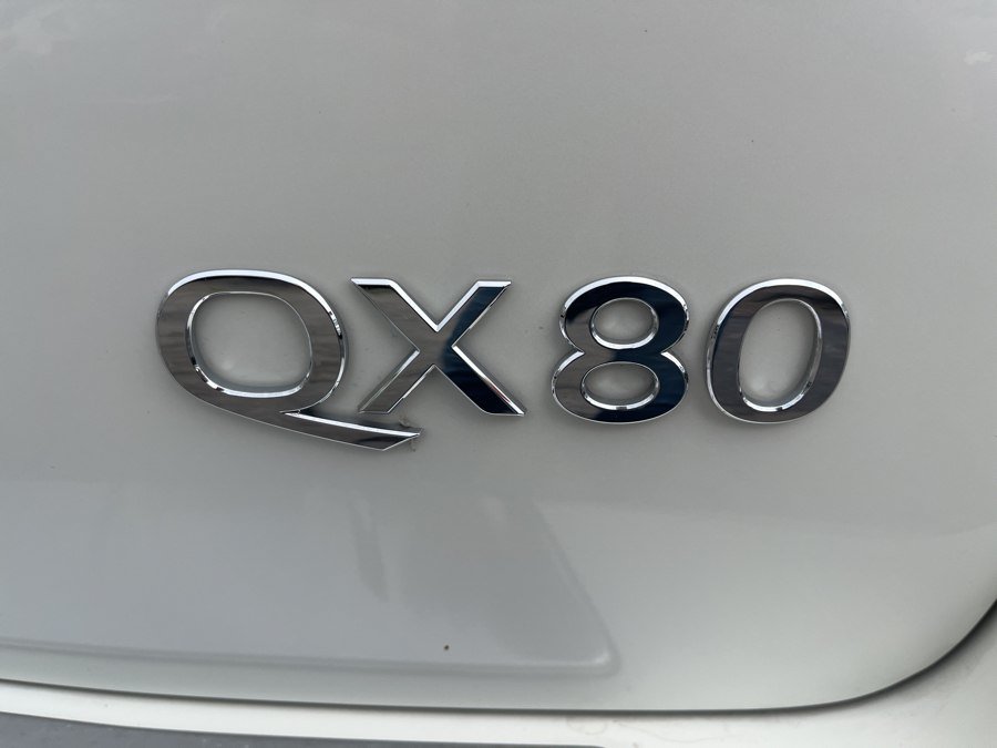 Used 2015 INFINITI QX80 4WD w/ Deluxe Technology Package image 32