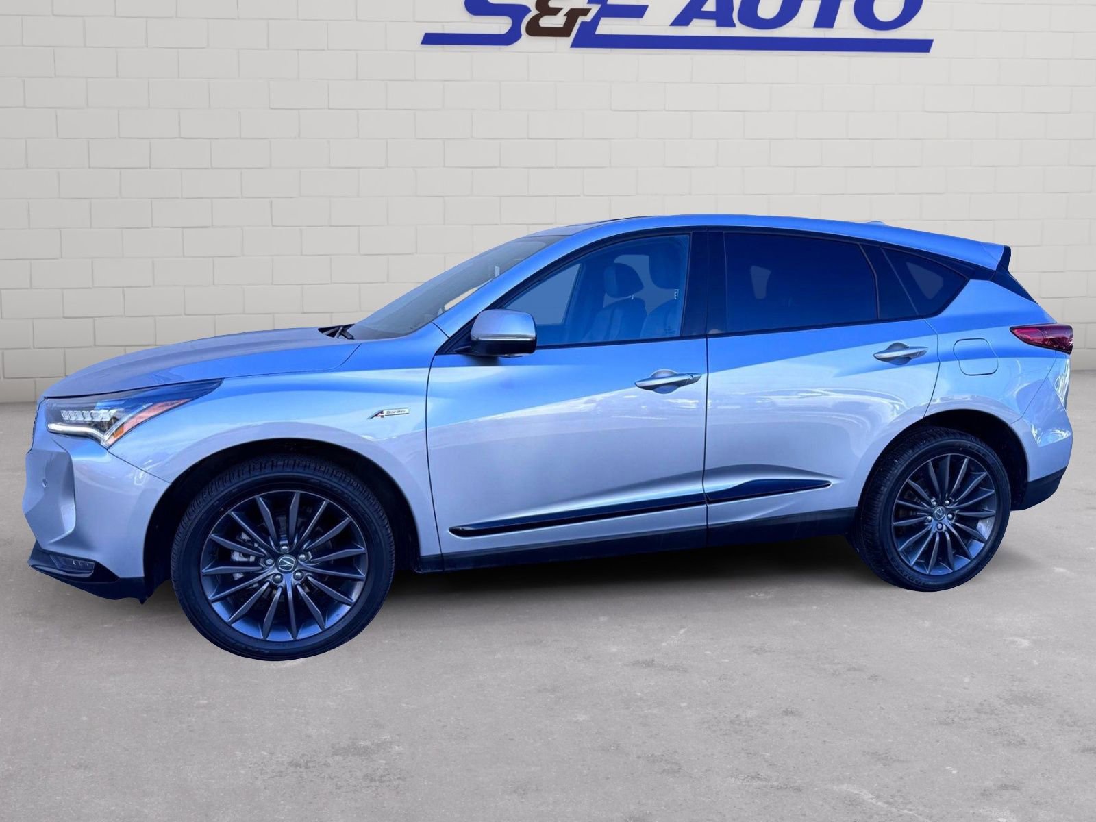 Used 2024 Acura RDX AWD w/ A-Spec & Advance Pkg image 2