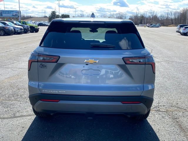 Used 2026 Chevrolet Equinox LT image 5