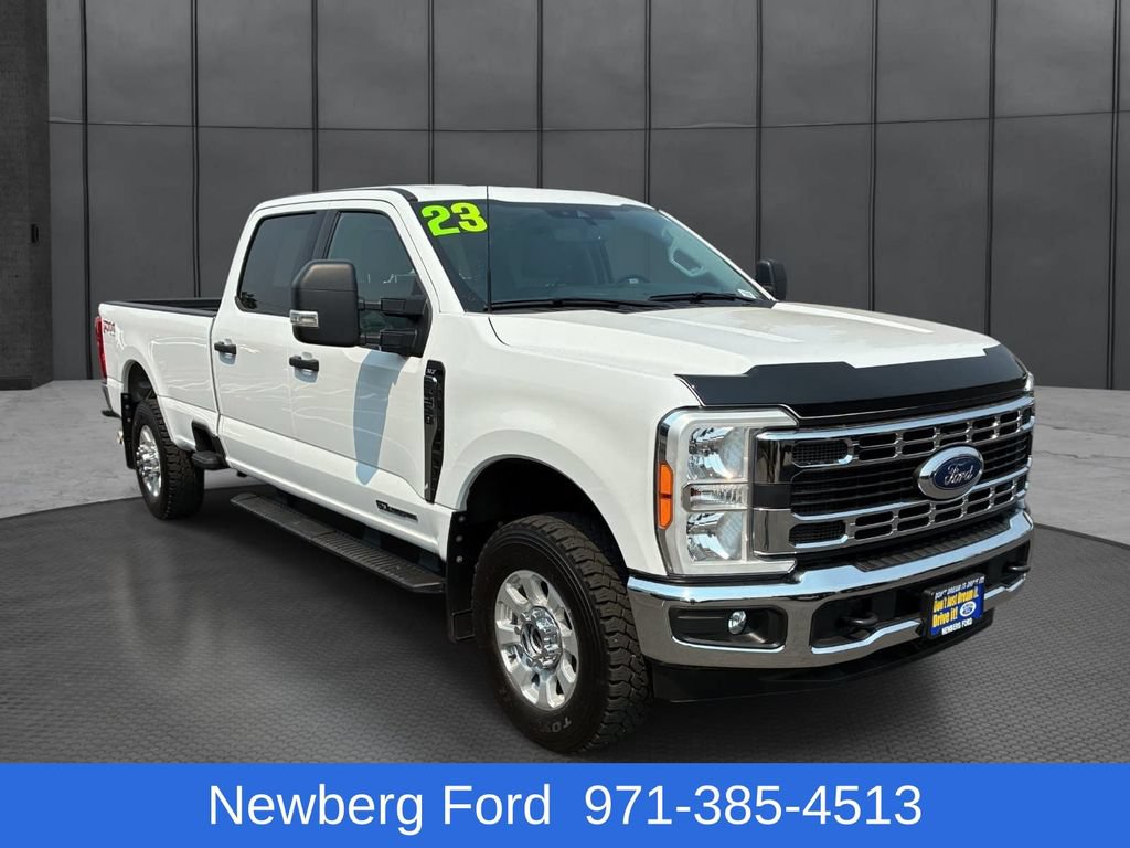 Used 2023 Ford F350 XLT w/ FX4 Off-Road Package AWD/4WD image 3