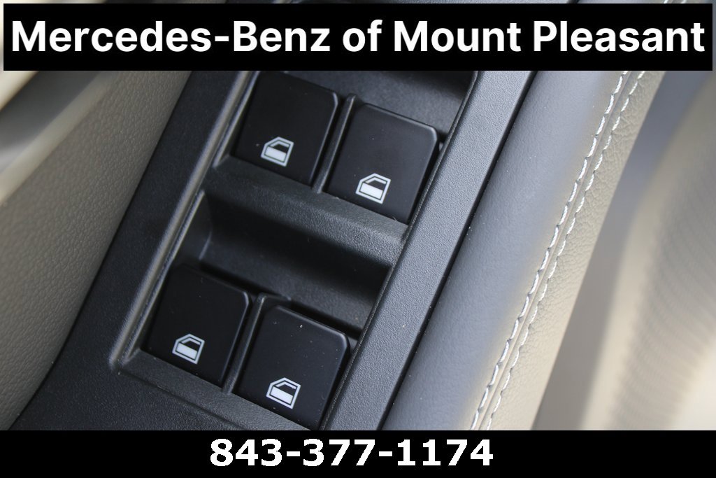 Used 2024 INEOS Grenadier Base image 18