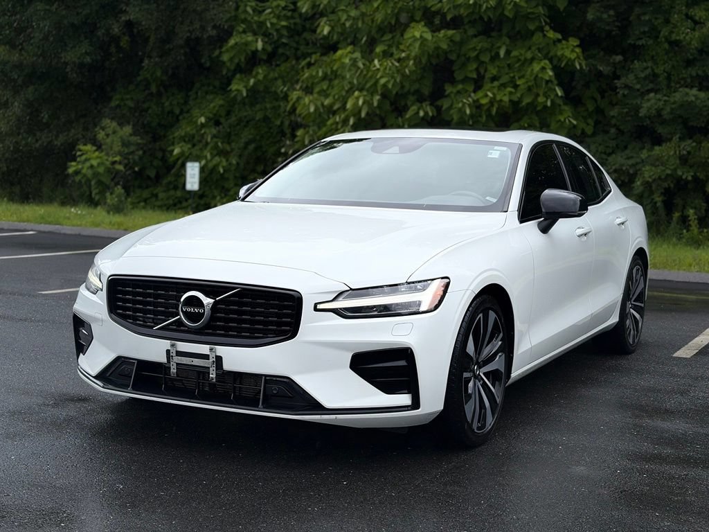 Used 2022 Volvo S60 B5 Momentum w/ Climate Package