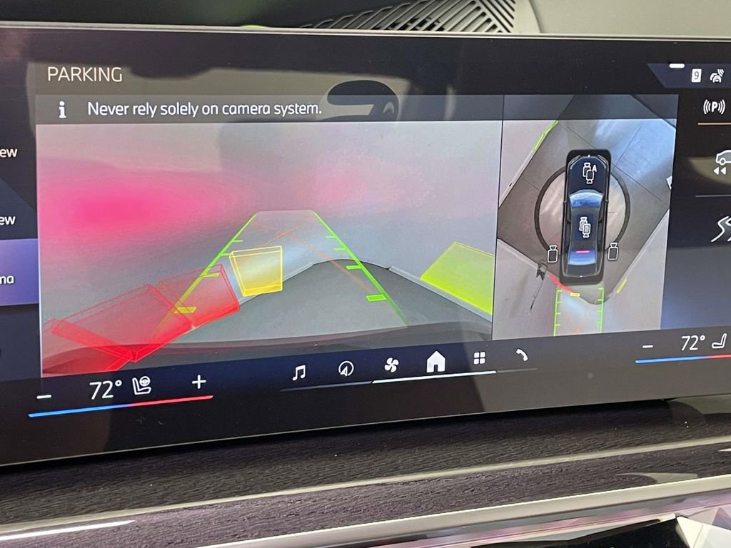 New 2026 BMW i7 xDrive60 AWD/4WD image 25