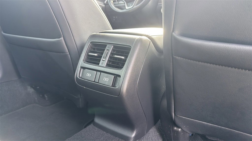 Used 2022 Honda Accord EX-L image 22