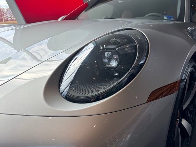 Used 2025 Porsche 911 Turbo S AWD/4WD image 8