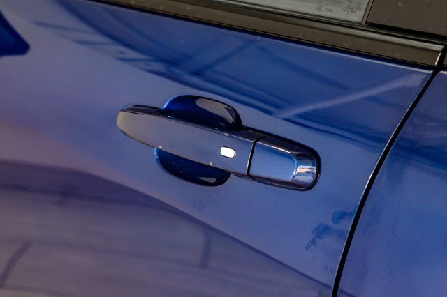 Used 2023 Chevrolet Equinox RS AWD/4WD image 47