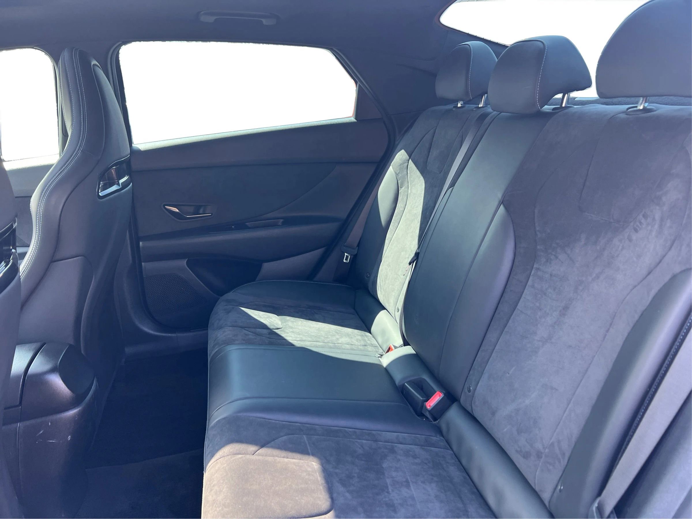 Used 2022 Hyundai Elantra N FWD image 12