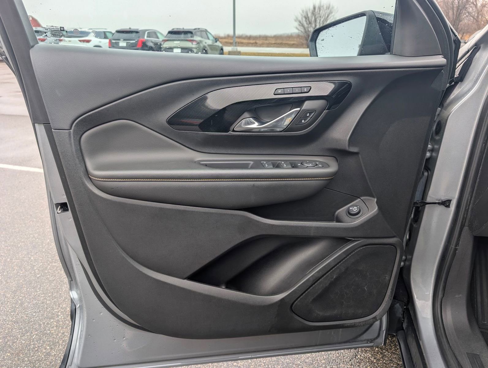 Used 2023 GMC Terrain AT4 image 7