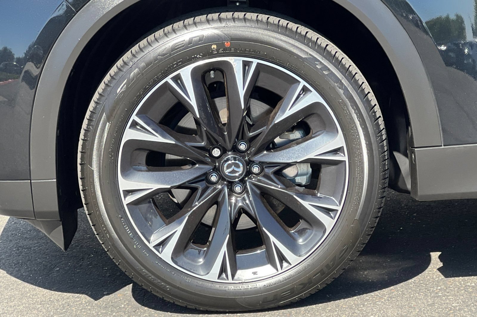 Certified 2024 MAZDA CX-90 Plug-In Hybrid w/ Premium Plus AWD/4WD image 29