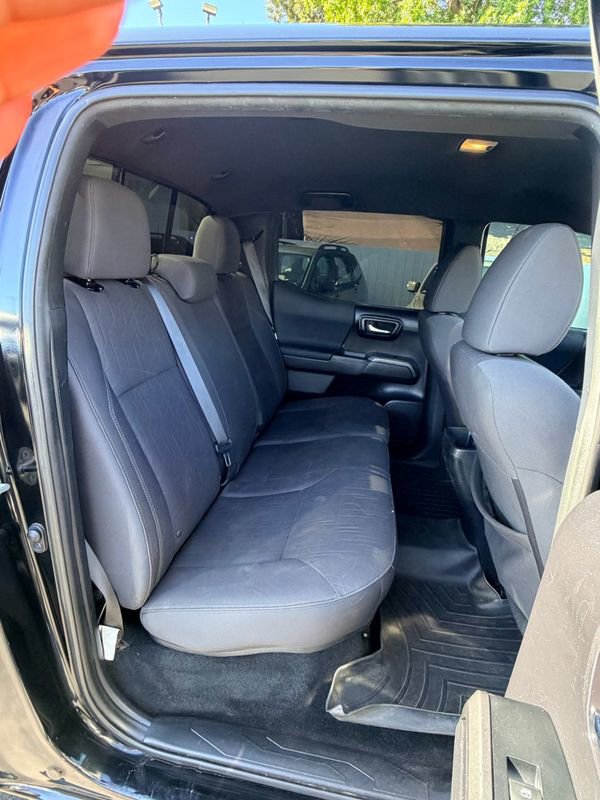 Used 2019 Toyota Tacoma TRD Off-Road image 21