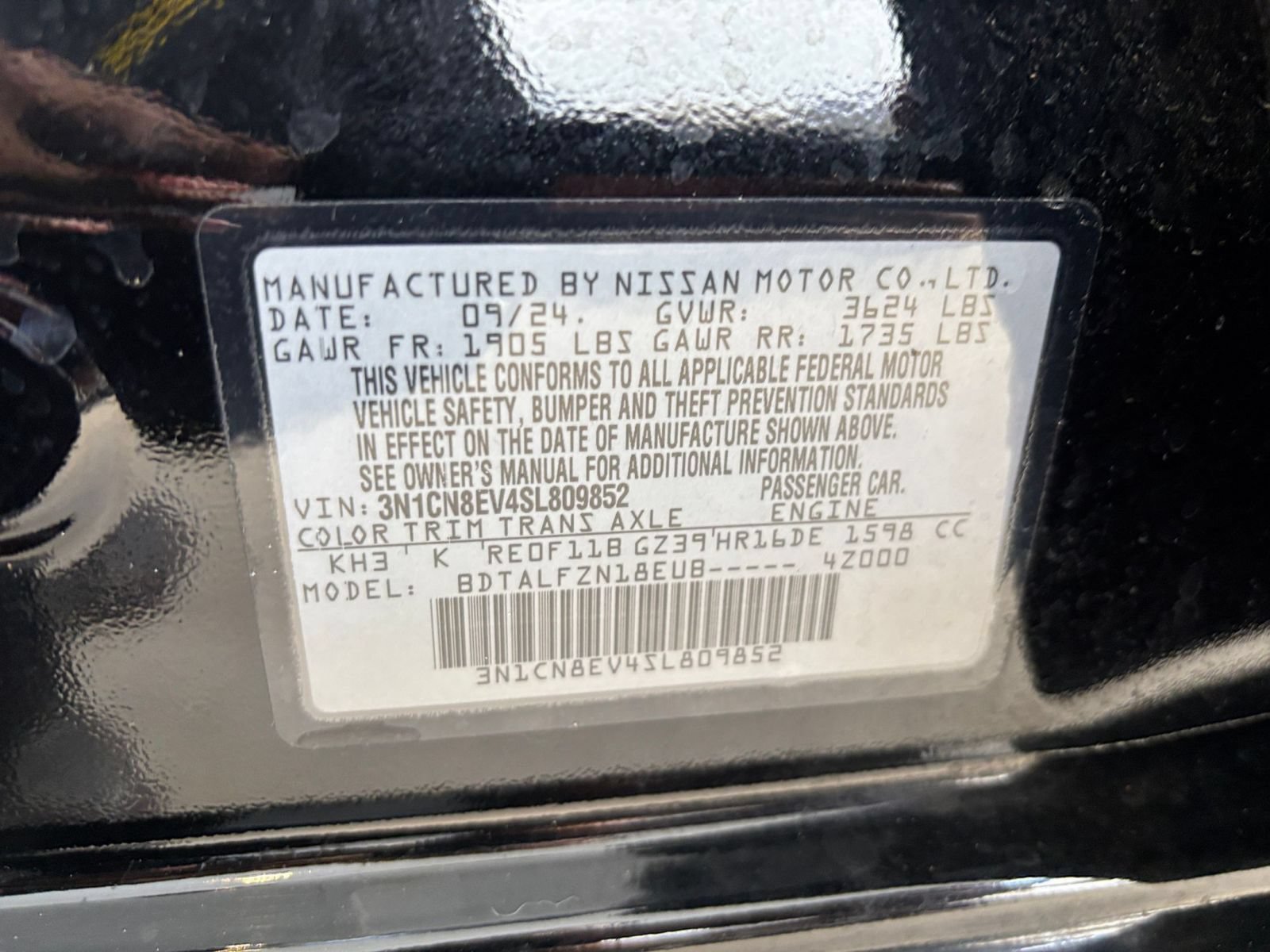 Used 2025 Nissan Versa SV FWD image 29