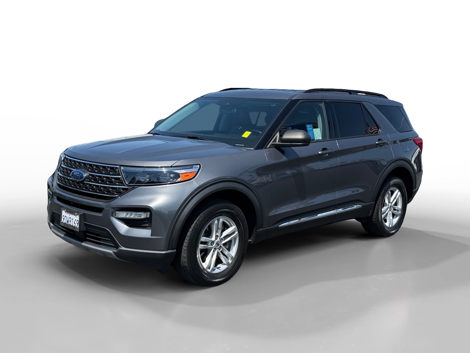 Certified 2022 Ford Explorer XLT w/ Equipment Group 202A