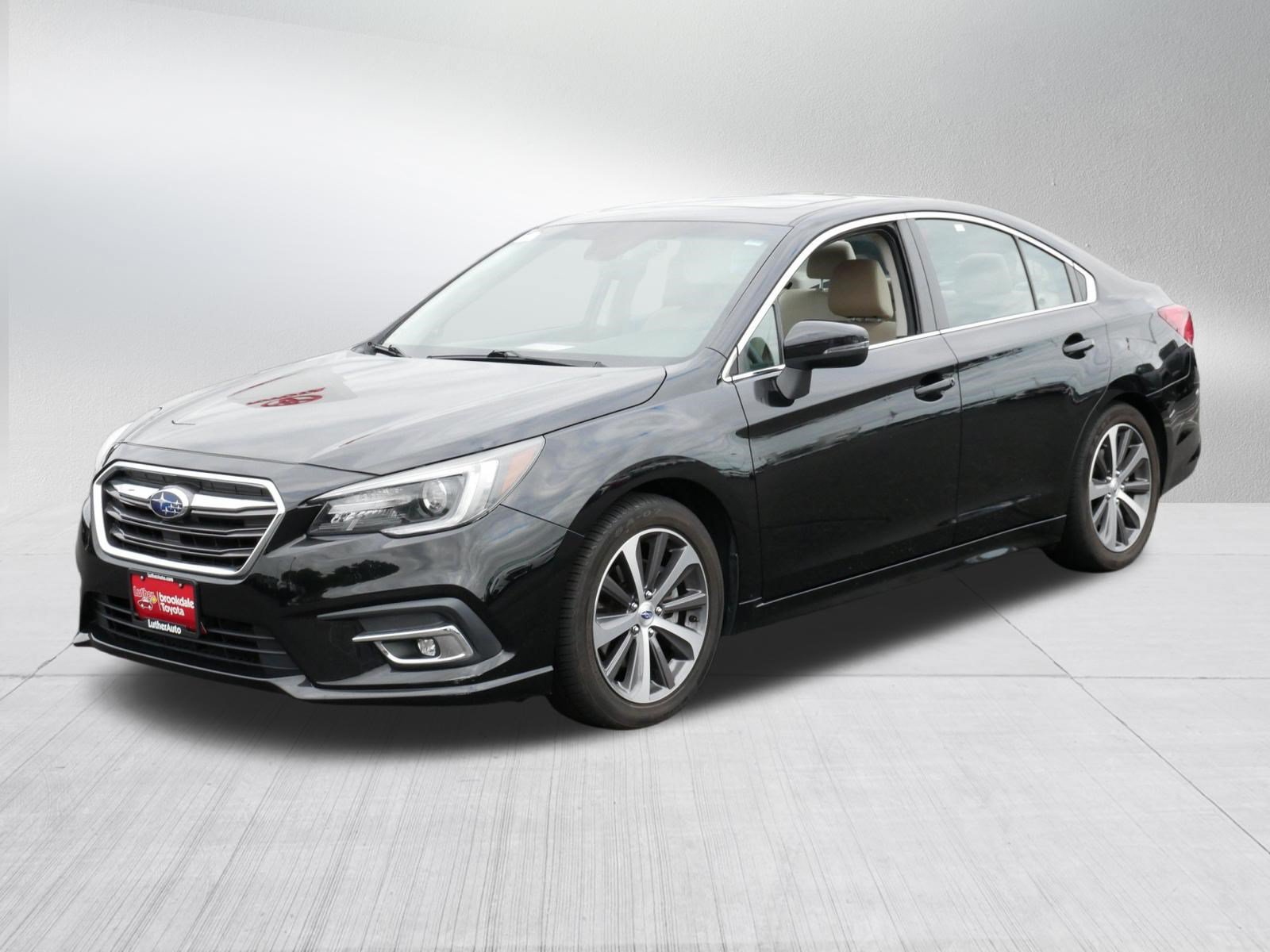 Used 2018 Subaru Legacy 3.6R Limited AWD/4WD image 3