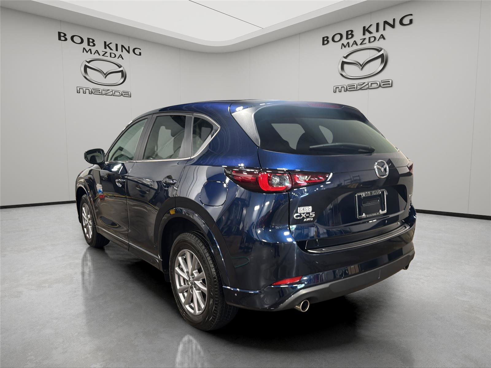 Used 2024 MAZDA CX-5 AWD 2.5 S w/ Select Package image 3