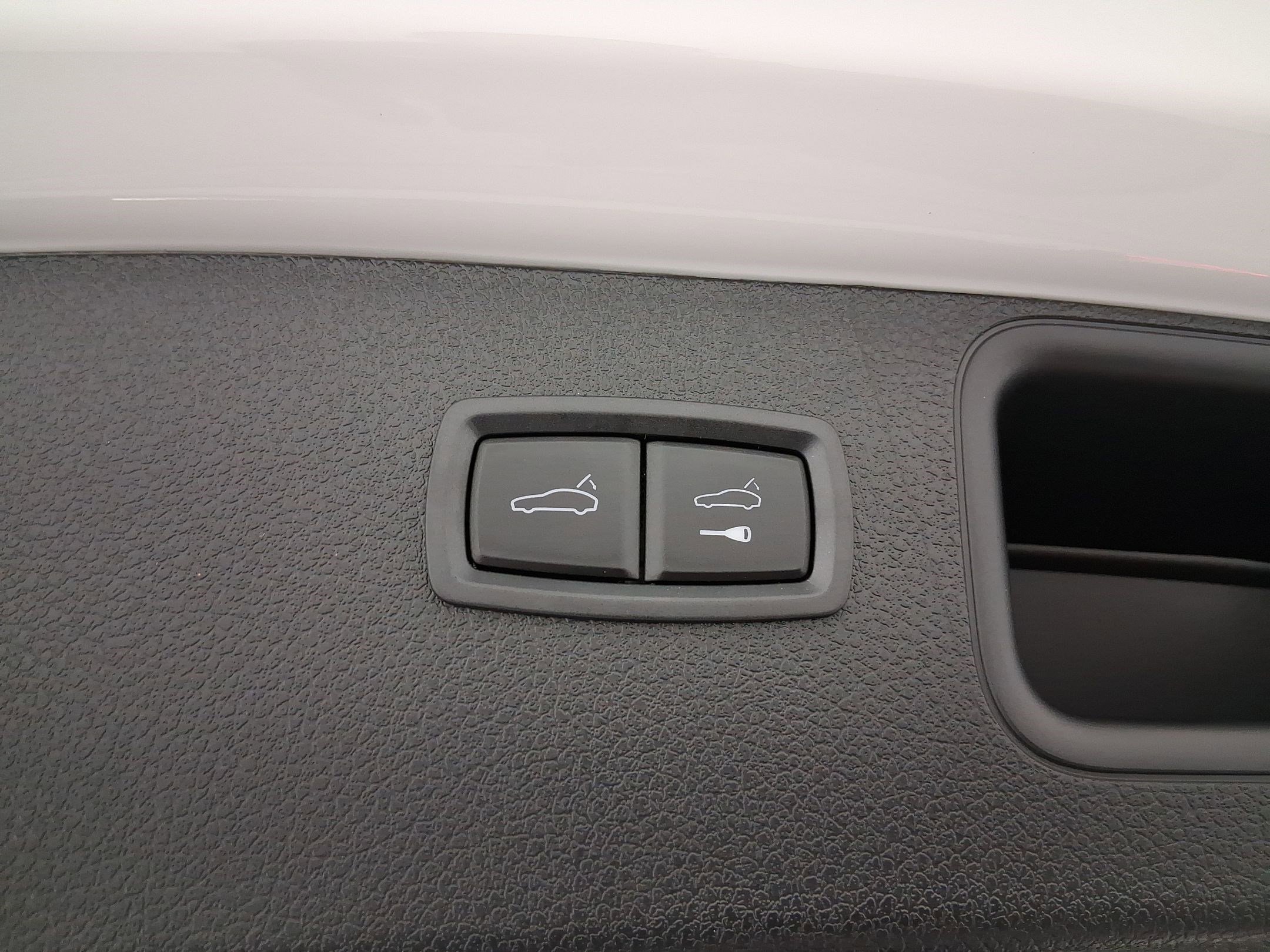 Used 2026 Porsche Macan image 36