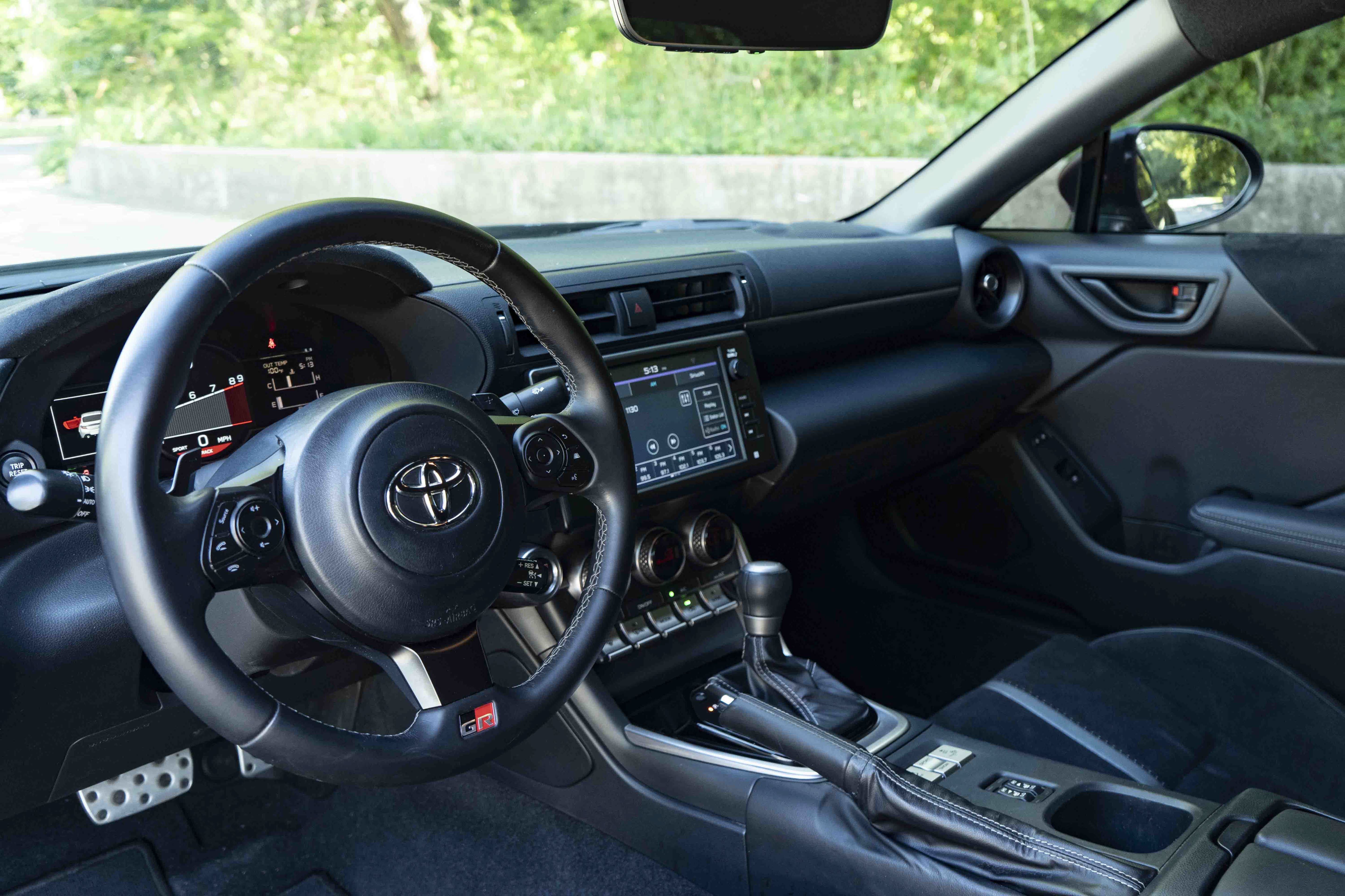 Used 2023 Toyota GR86 Premium RWD image 16