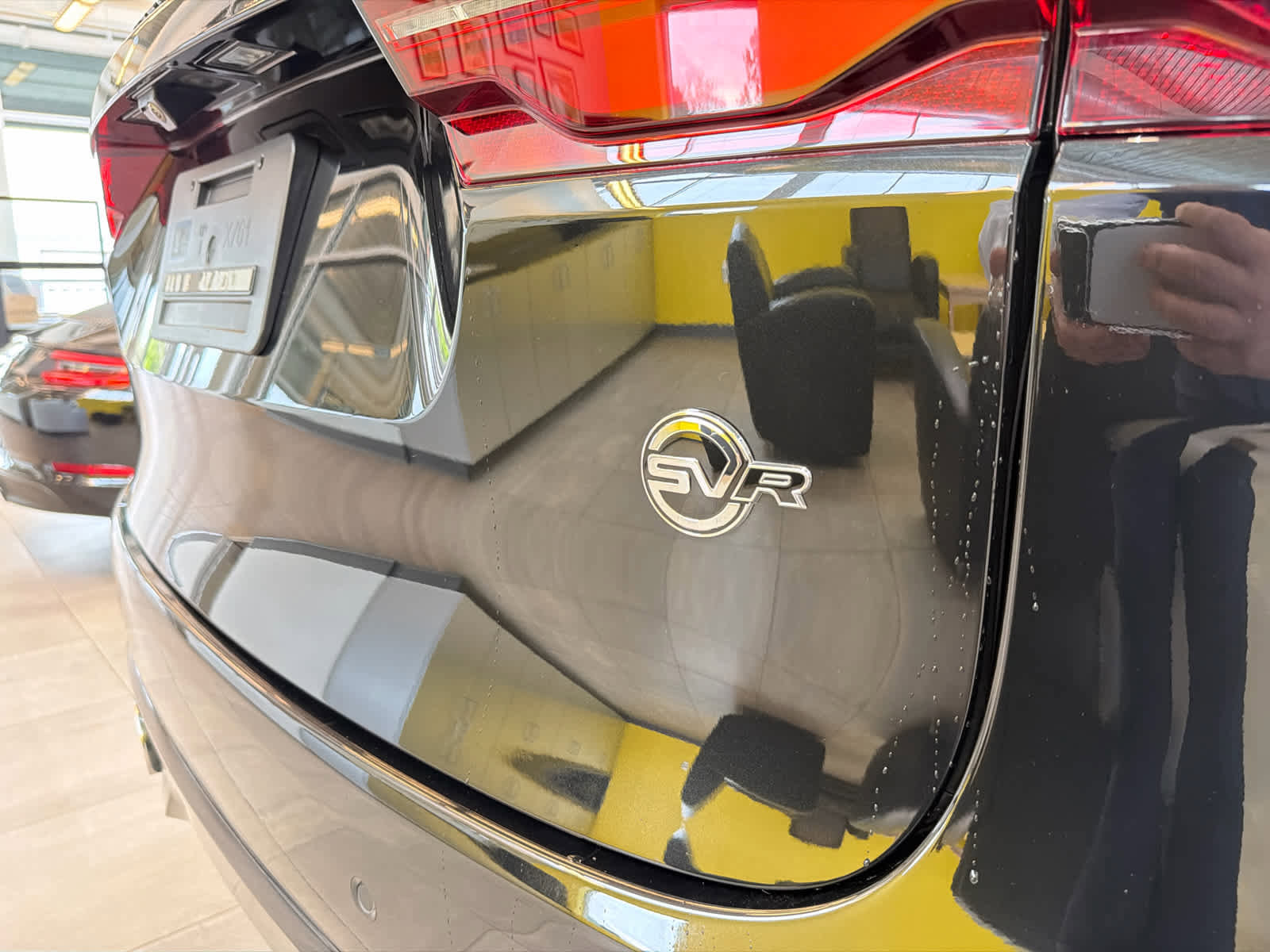 Used 2025 Jaguar F-PACE SVR 575 Edition AWD/4WD image 23