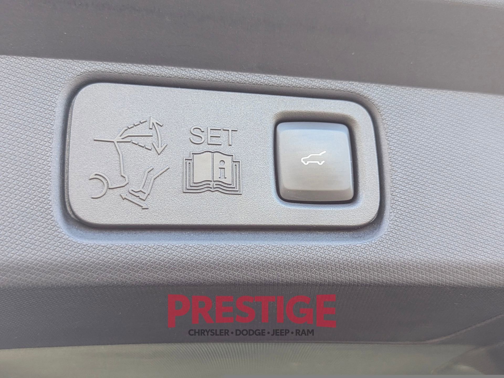 Used 2022 Ford Mustang Mach-E GT w/ GT Performance Edition AWD/4WD image 12