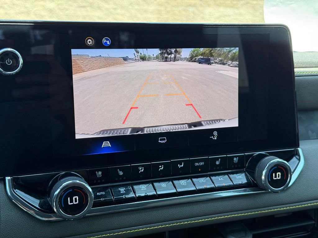 Used 2025 Chevrolet Colorado ZR2 AWD/4WD image 10