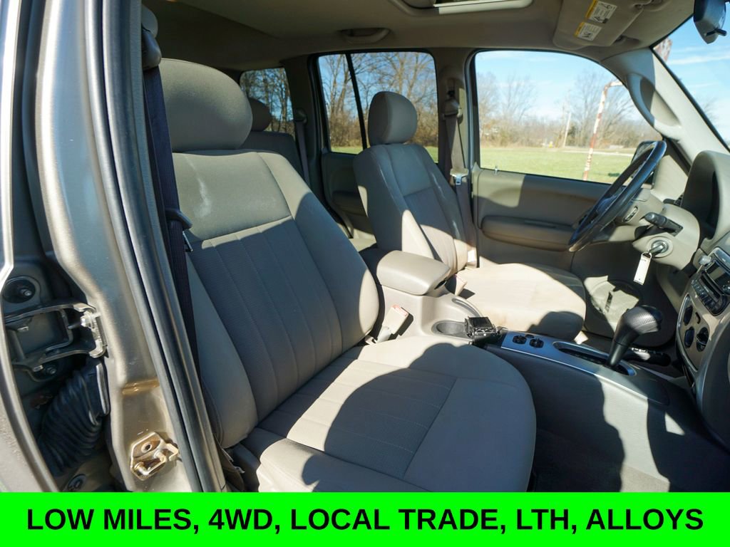 Used 2005 Jeep Liberty Limited w/ Trailer Tow Group image 24