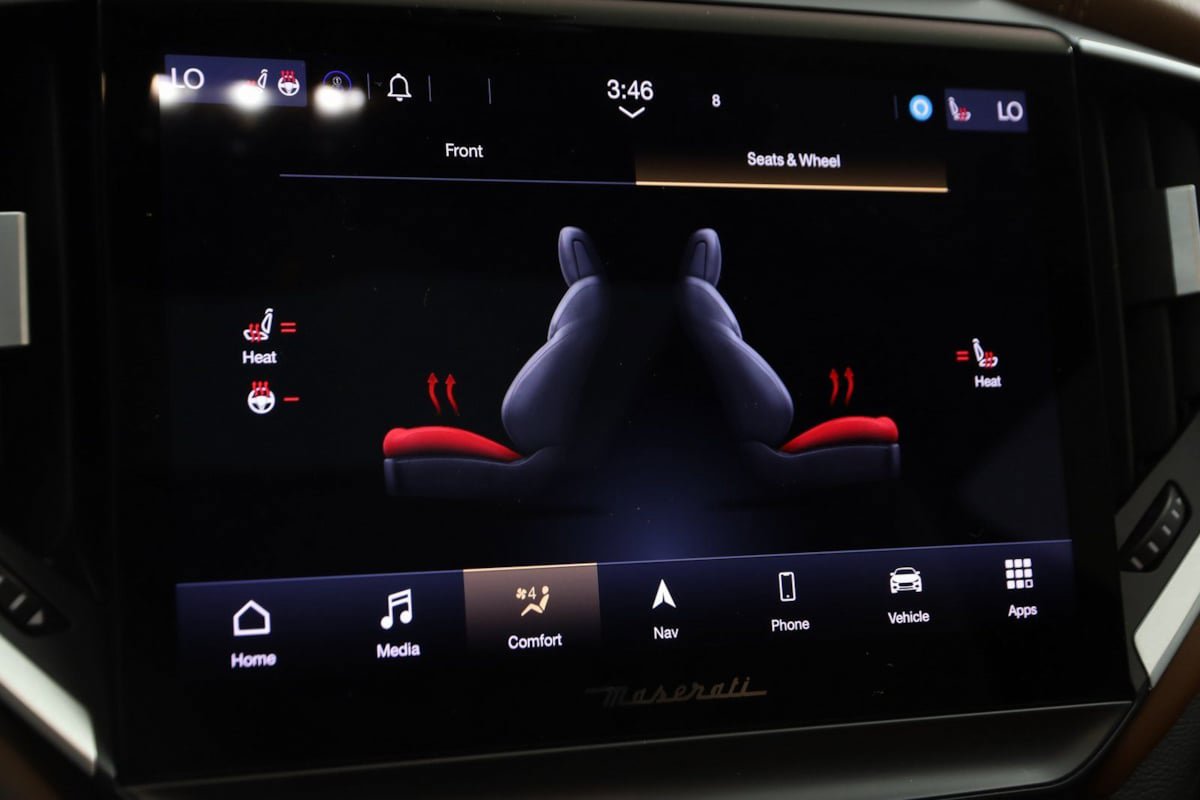 Used 2022 Maserati Ghibli Modena image 8