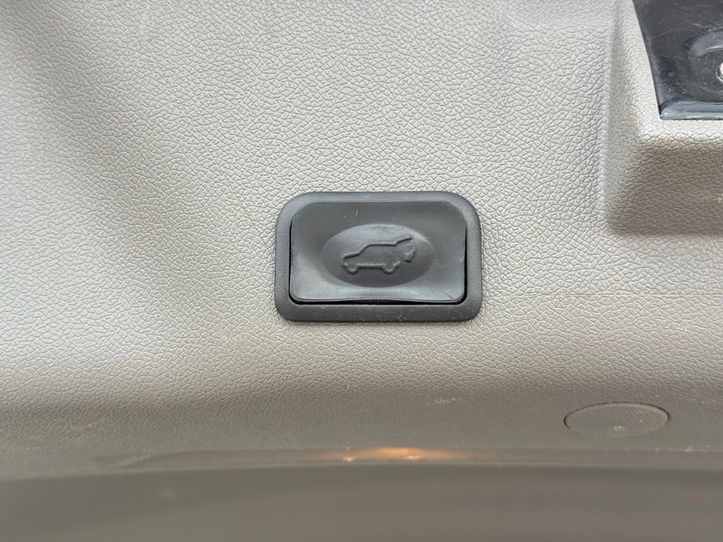 Used 2015 GMC Acadia SLT AWD/4WD image 35