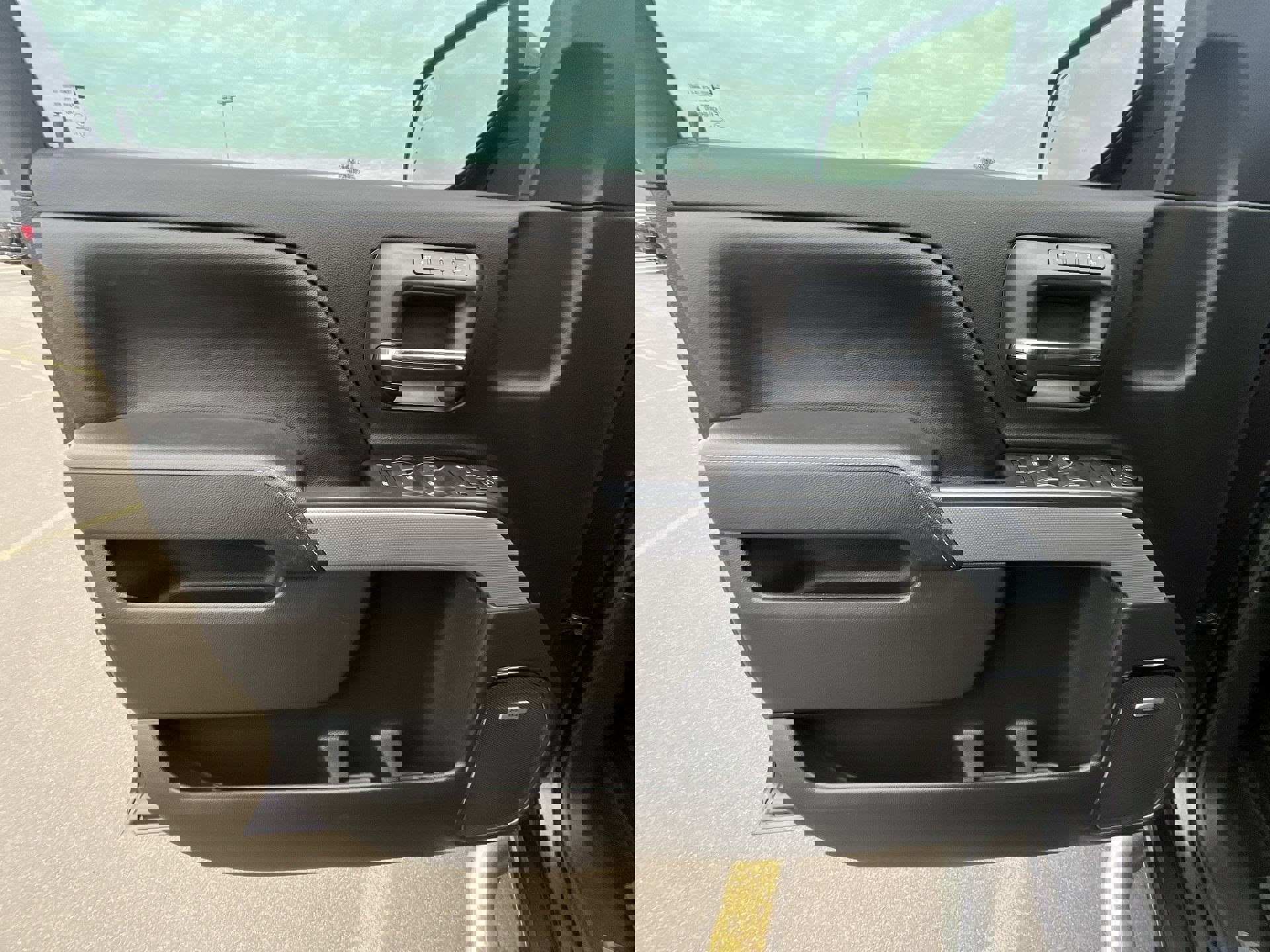 Used 2014 Chevrolet Silverado 1500 LTZ Z71 w/ LTZ Plus Package image 22