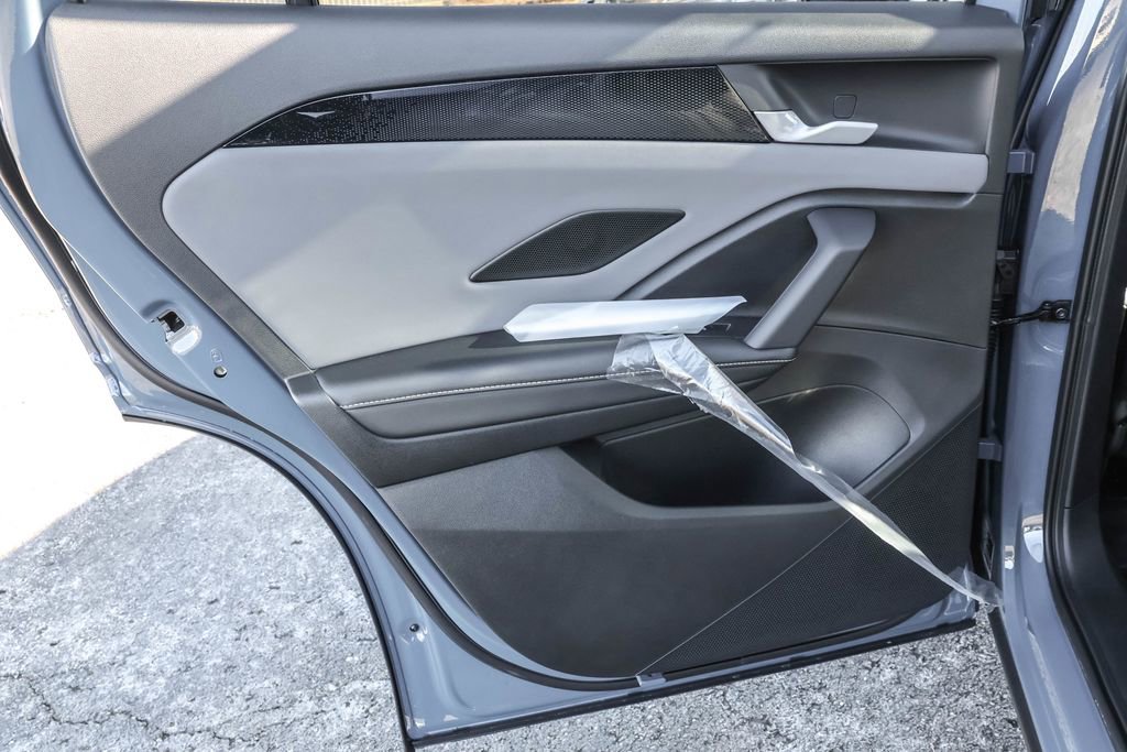 New 2026 Volkswagen Tiguan SE image 33