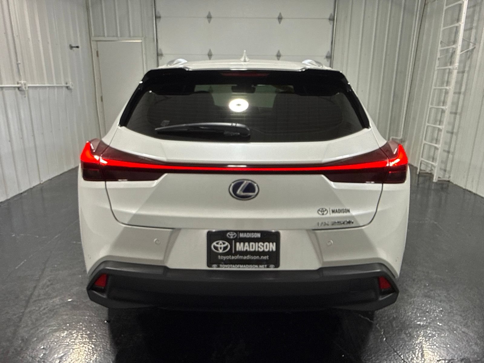 Used 2020 Lexus UX 250h w/ Premium Package AWD/4WD image 48