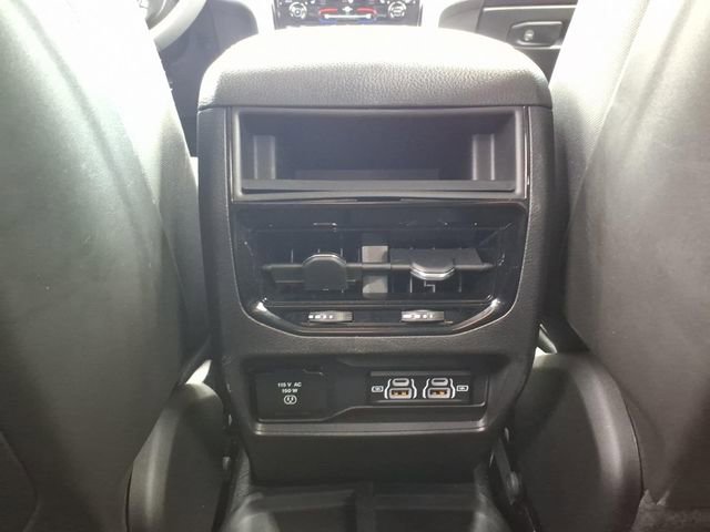 Certified 2023 Jeep Grand Cherokee Laredo w/ Luxury Tech Group I AWD/4WD image 16