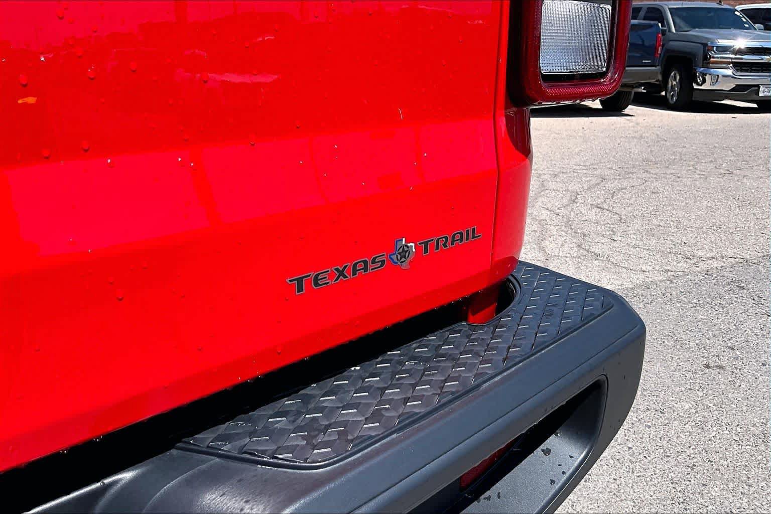 Used 2024 Jeep Gladiator Sport AWD/4WD image 10