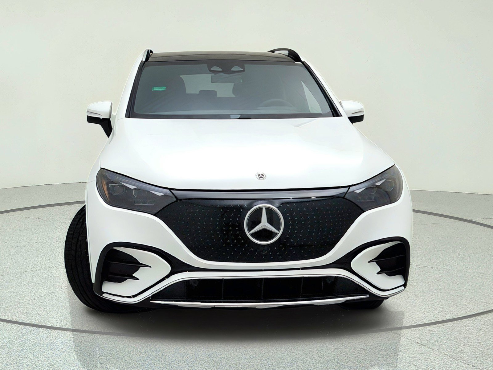 New 2026 Mercedes-Benz EQE 320 4MATIC SUV image 3