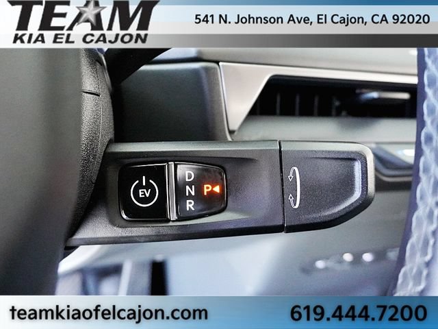 Certified 2024 Kia EV9 Light Long Range RWD image 33