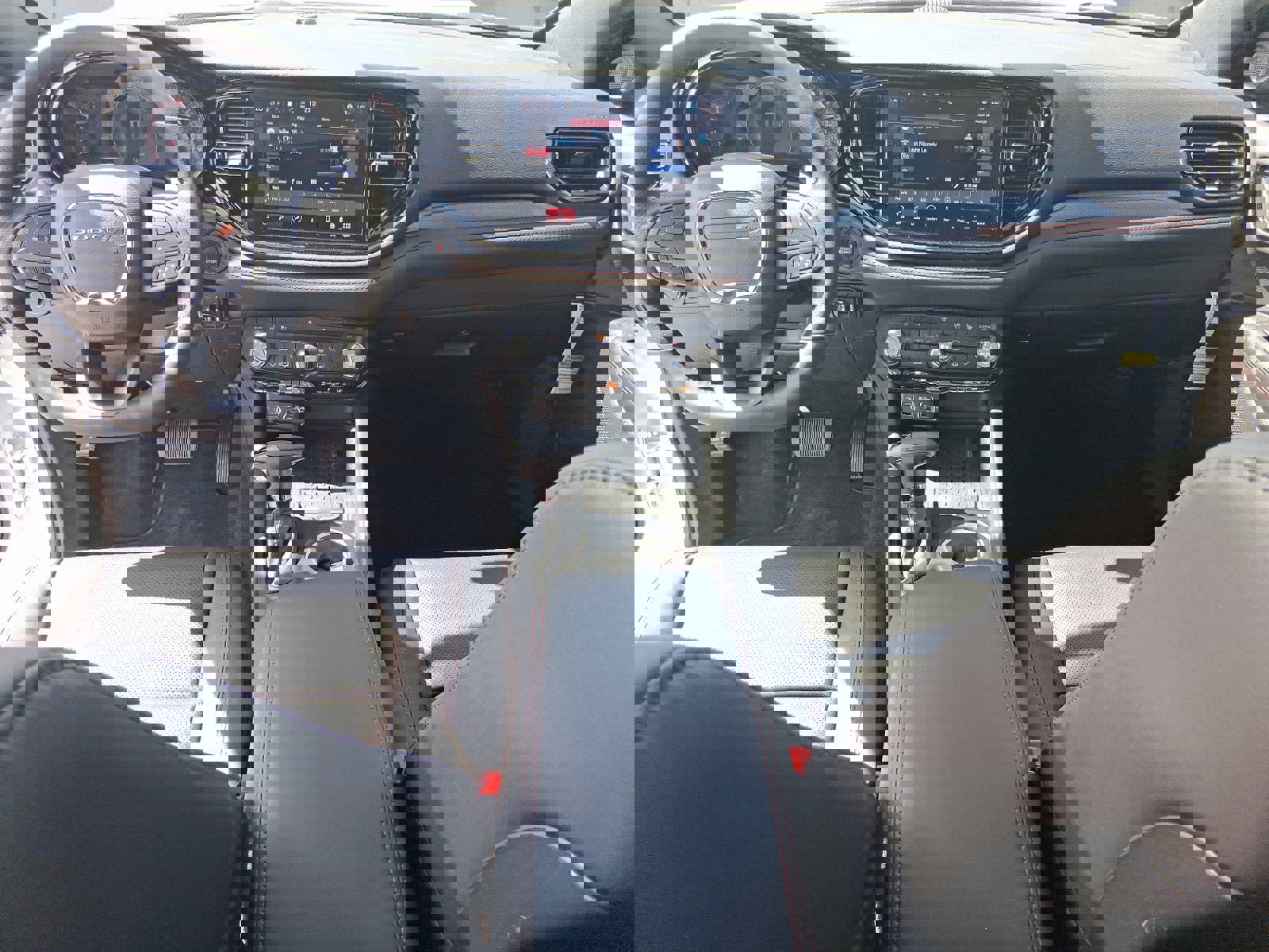 New 2025 Dodge Durango GT image 11