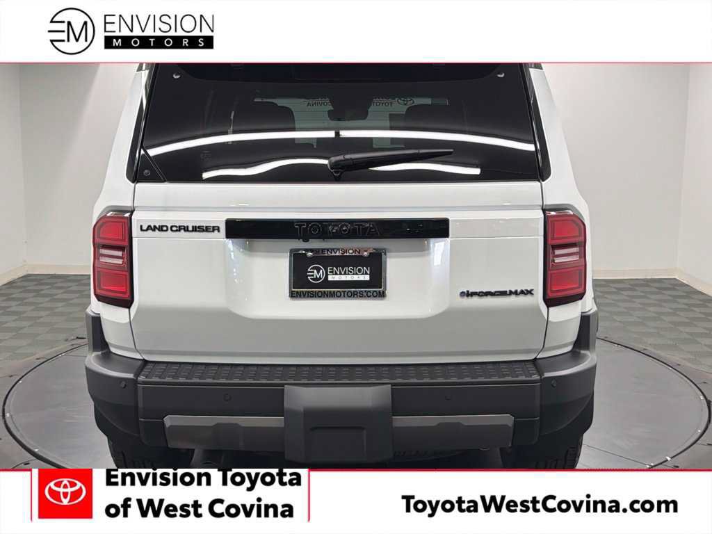 Used 2027 Toyota Land Cruiser AWD/4WD image 11