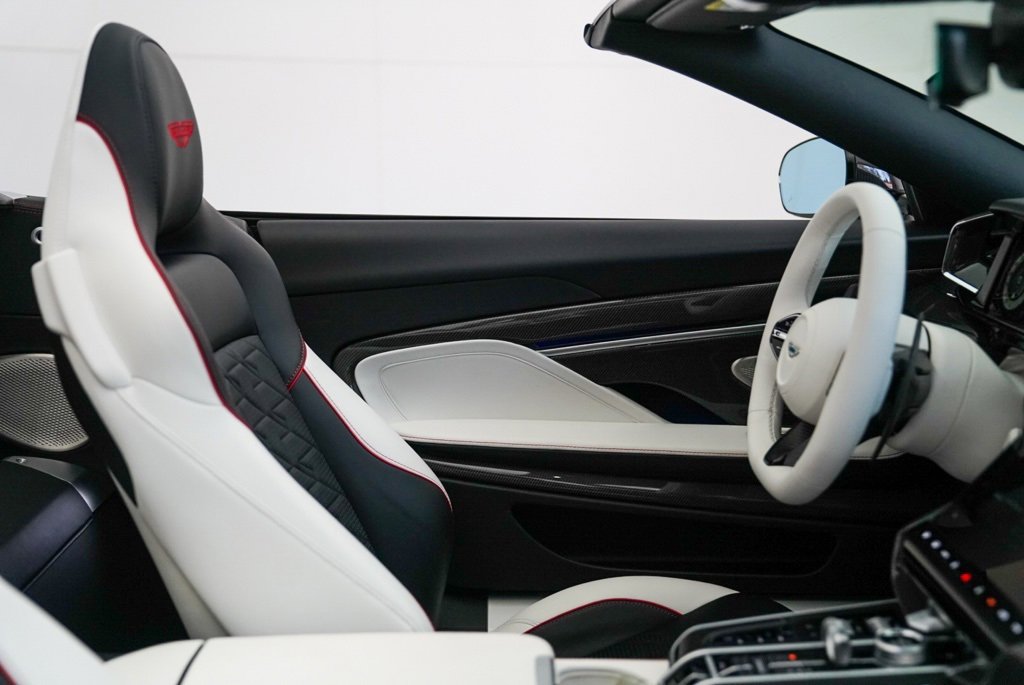 New 2026 Aston Martin Vanquish Convertible image 56