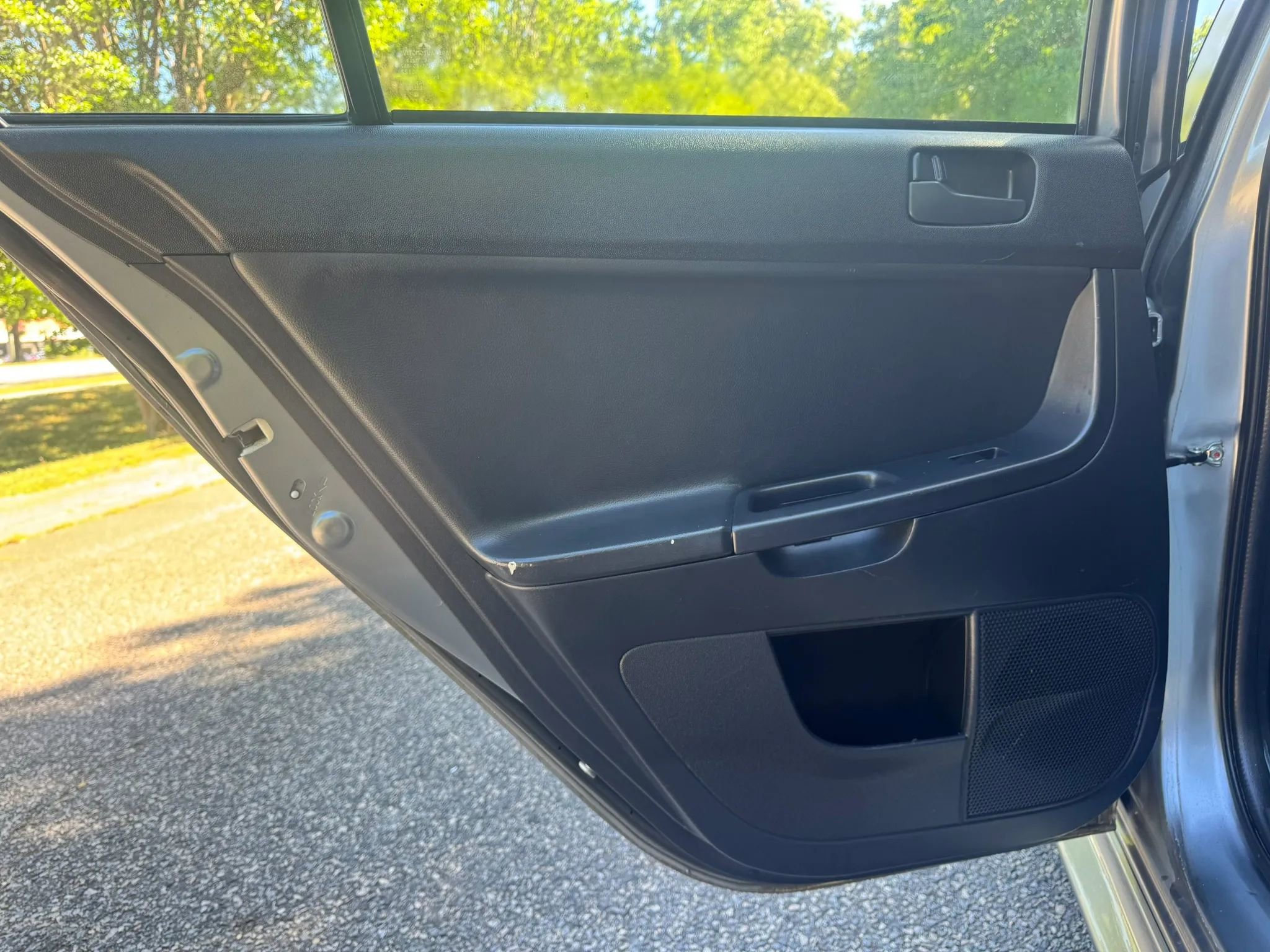 Used 2014 Mitsubishi Lancer ES FWD image 12