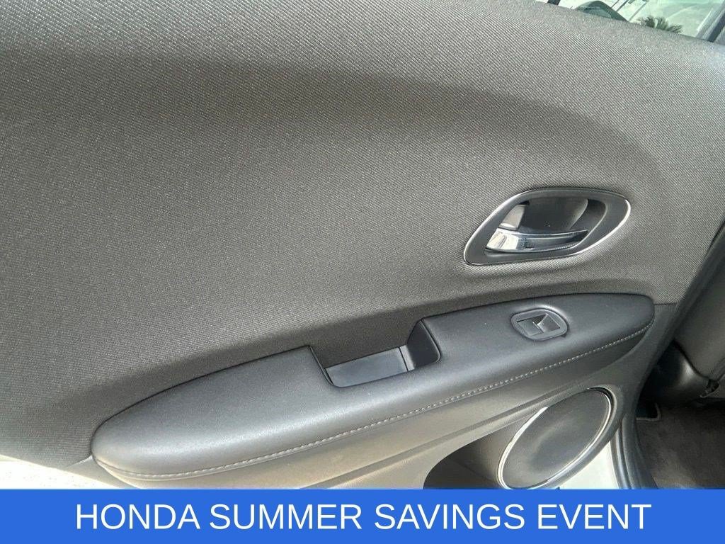 Used 2021 Honda HR-V EX image 11