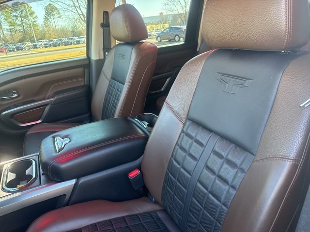 Used 2019 Nissan Titan Platinum Reserve image 16