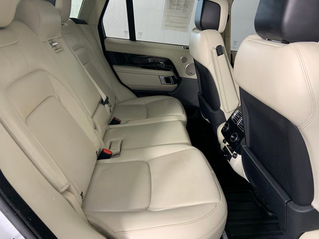 Used 2019 Land Rover Range Rover HSE AWD/4WD image 16