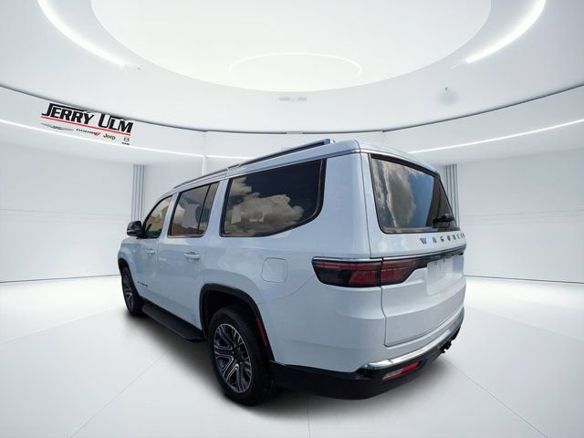 Used 2024 Jeep Wagoneer Series II w/ Flexible Seating Group image 5